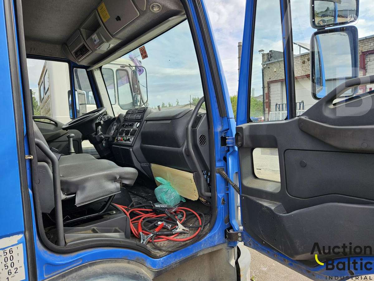 Iveco 100E 18, автовышки