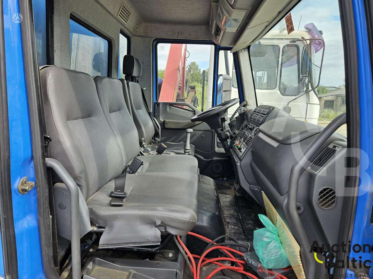 Iveco 100E 18, boom lift