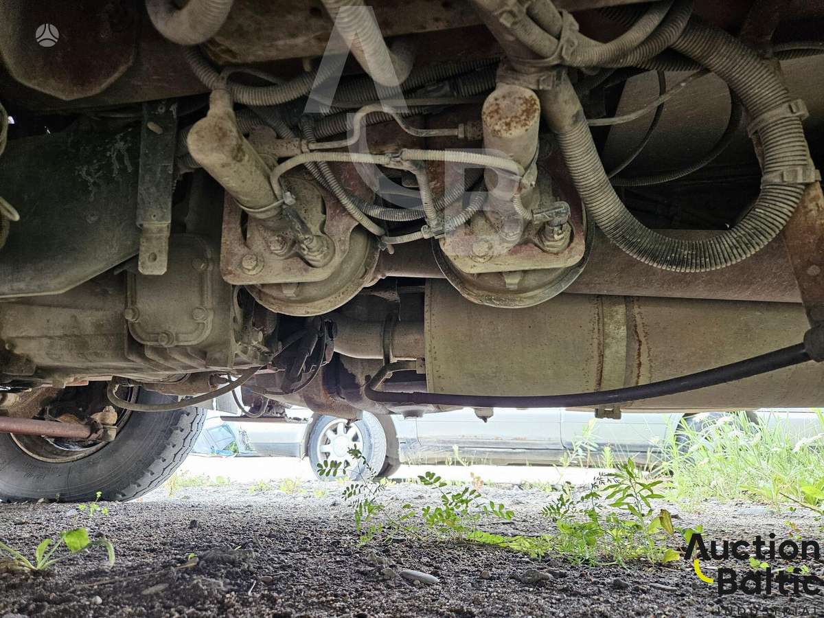 Iveco 100E 18, автовышки
