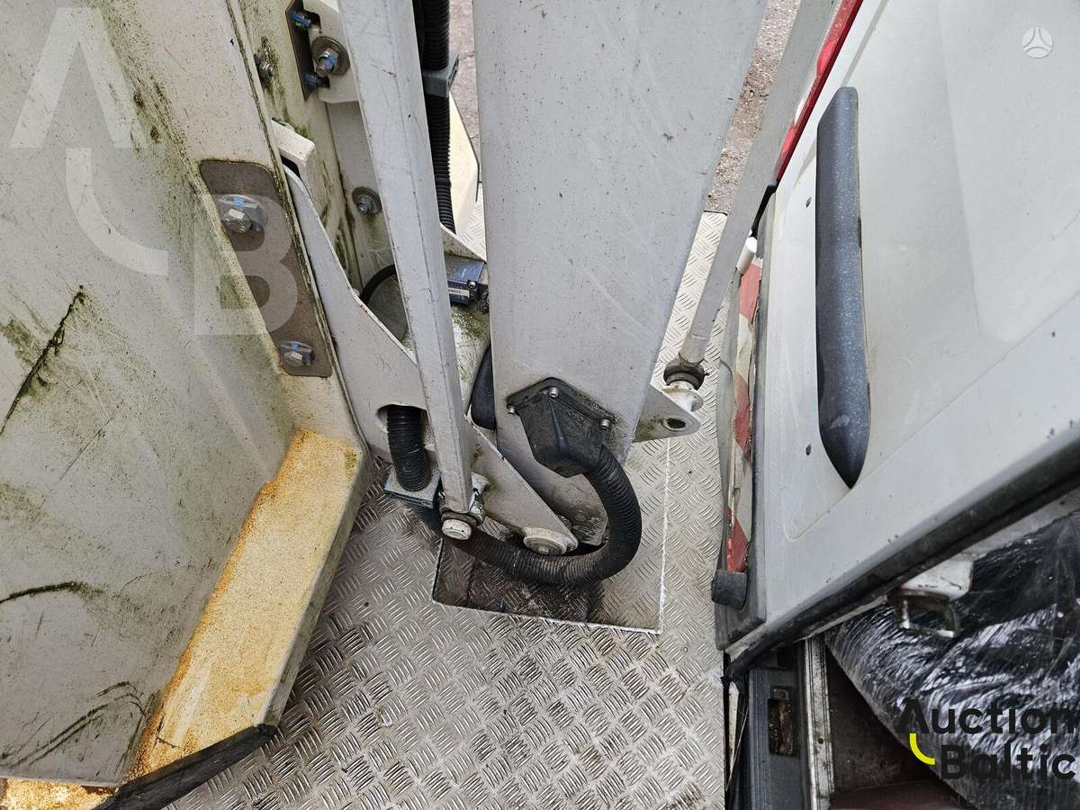 Iveco Daily, boom lift