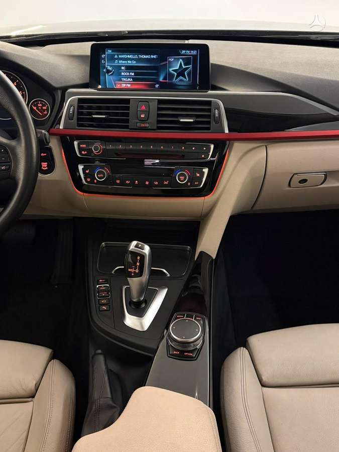 BMW 320, 2.0 l., wagon