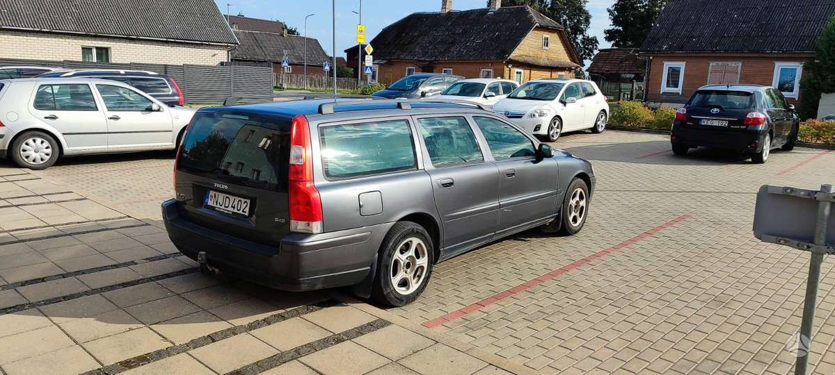 Volvo V70, 2.4 l., Универсал