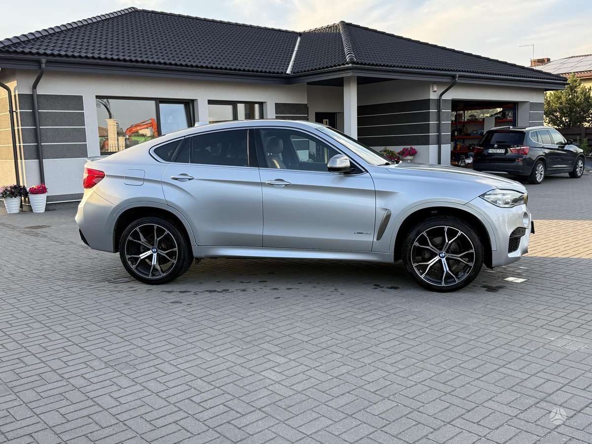 BMW X6, 3.0 l., off-road / crossover