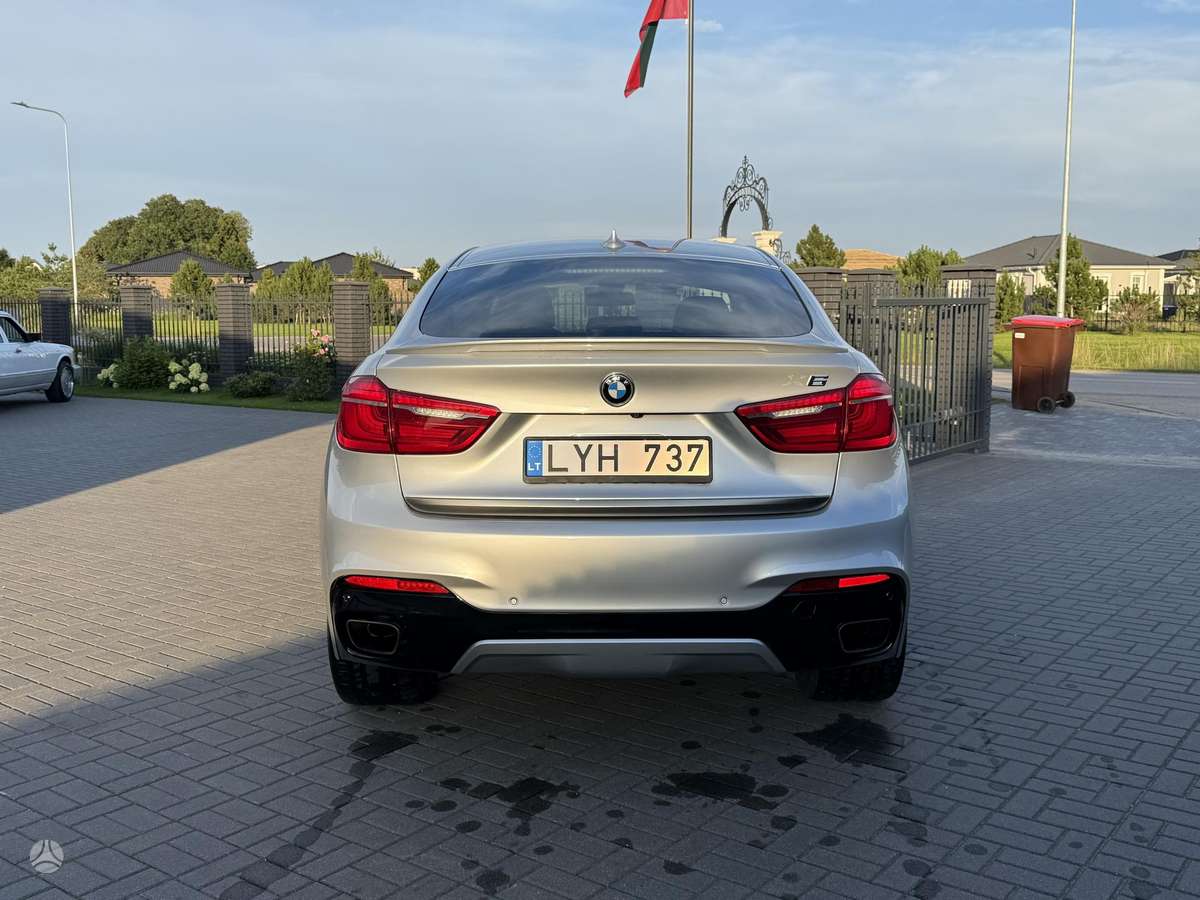 BMW X6, 3.0 l., off-road / crossover