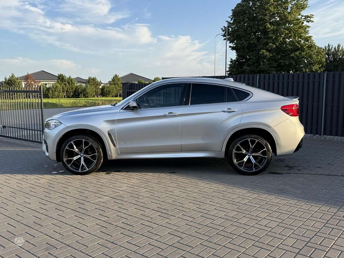 BMW X6, 3.0 l., off-road / crossover
