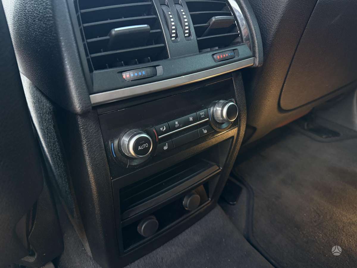 BMW X6, 3.0 l., off-road / crossover