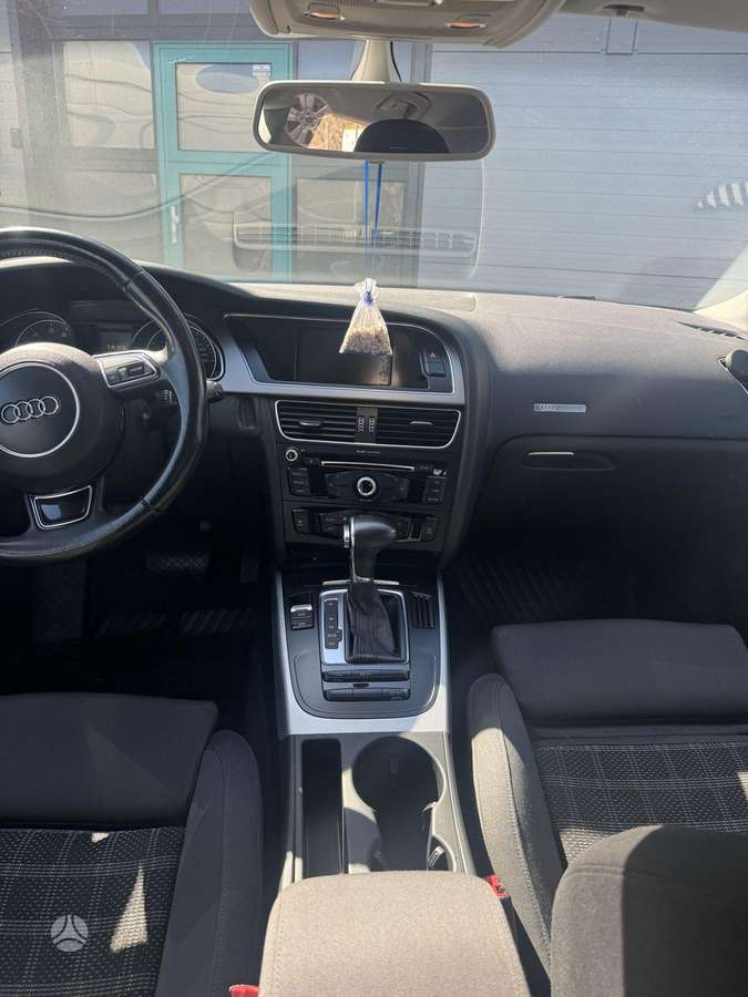 Audi A5, 1.8 l., Хэтчбек