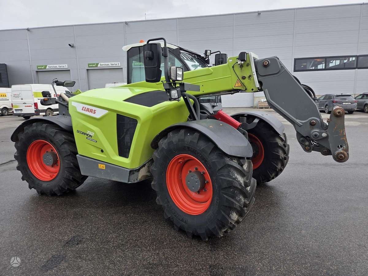 Claas Scorpion 732, самоходные погрузчики