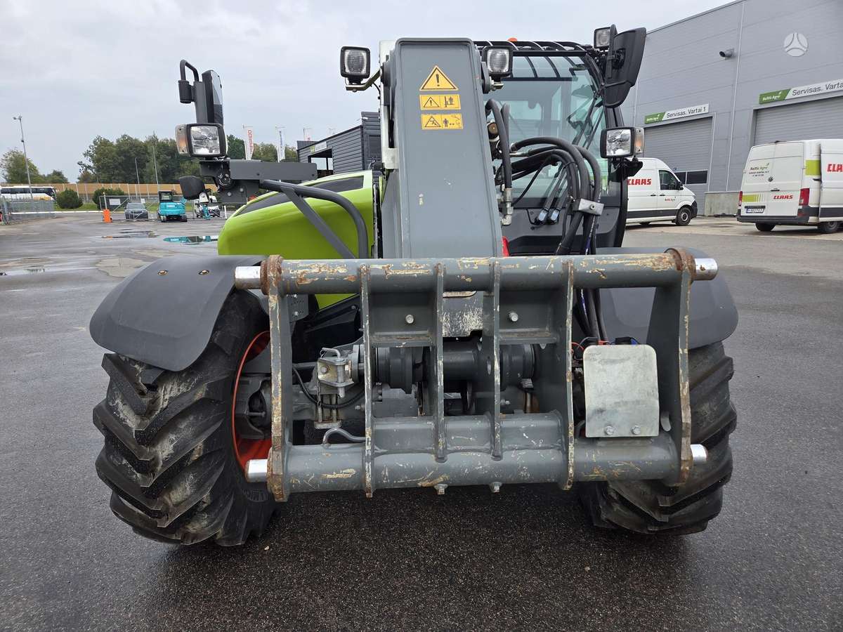 Claas Scorpion 732, самоходные погрузчики