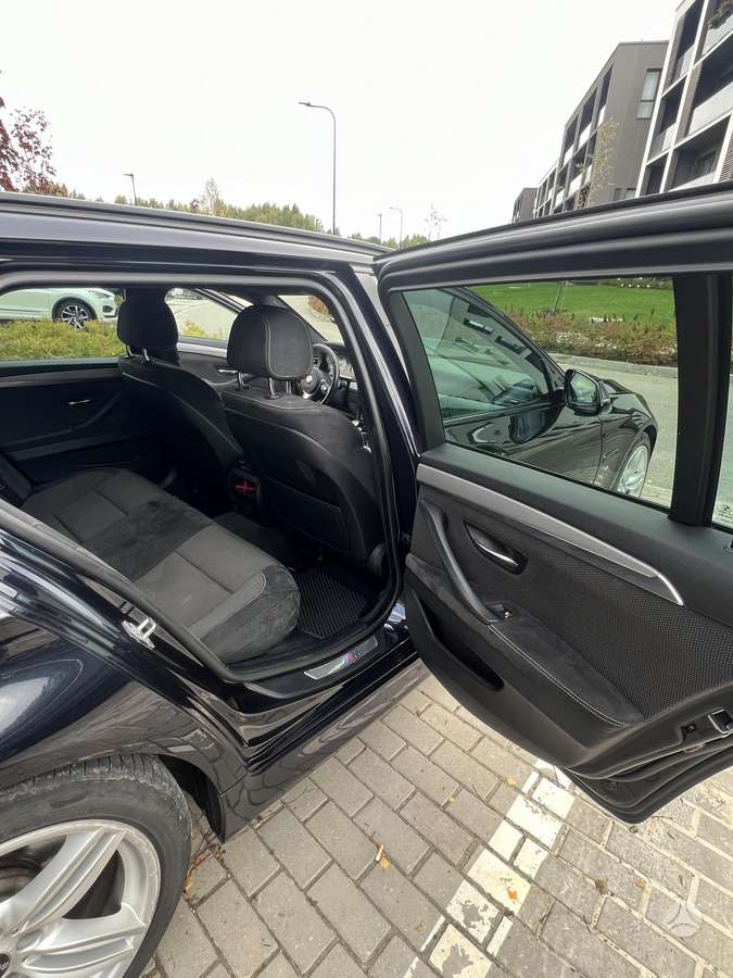 BMW 530, 3.0 l., wagon