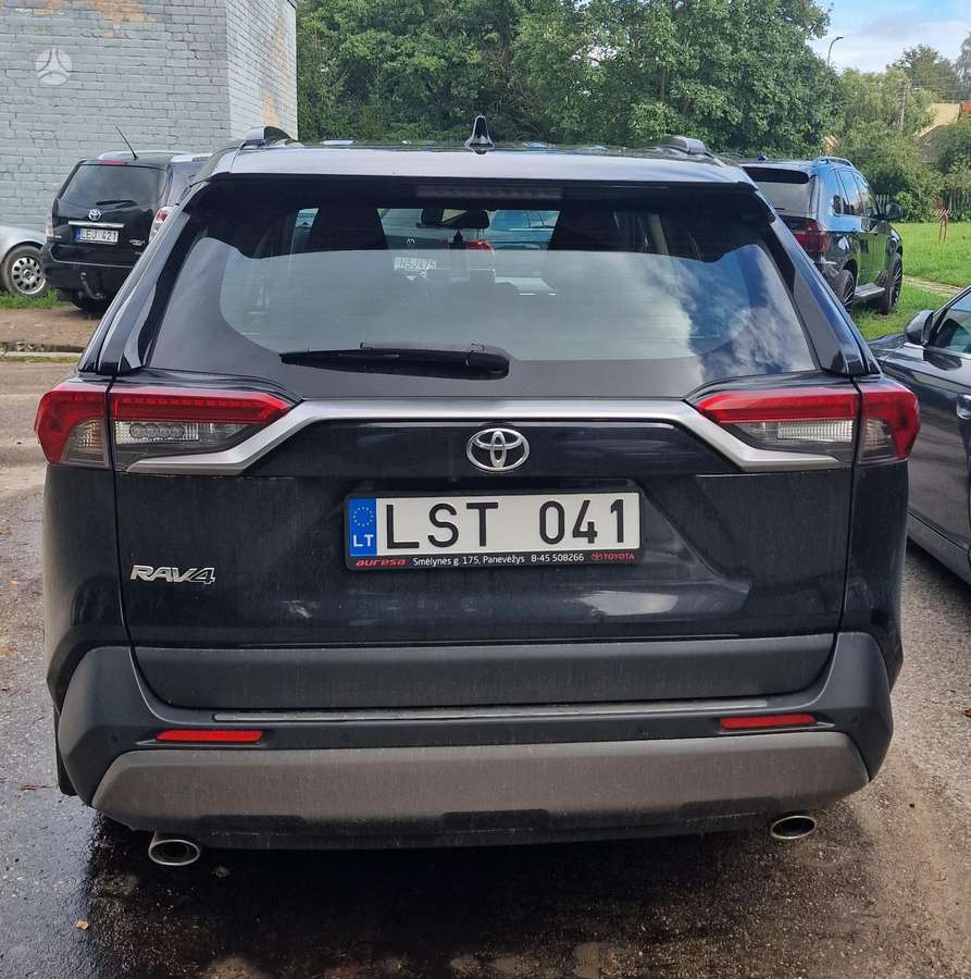 Toyota RAV4 - 5