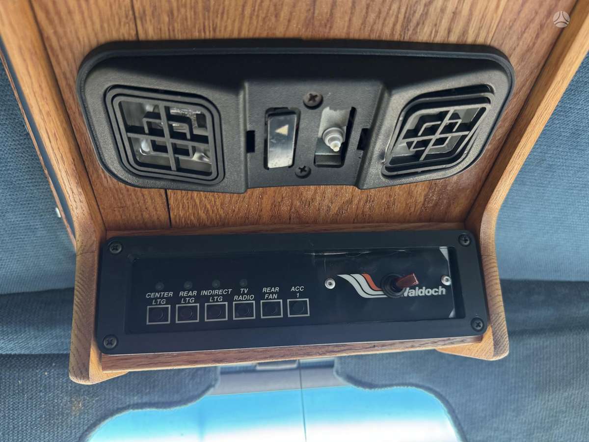 Ford Econoline, 5.0 l., mpv / minivan
