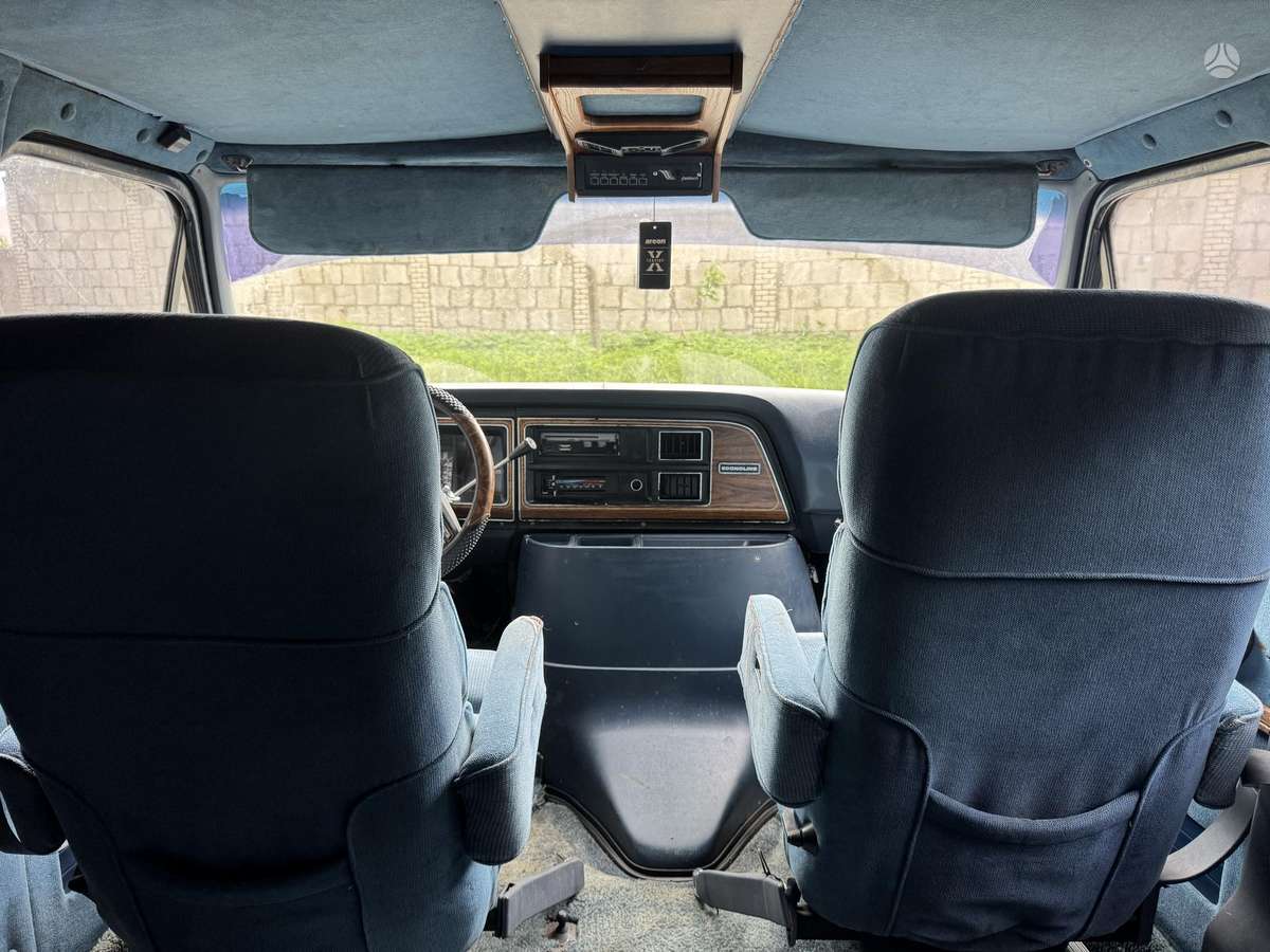 Ford Econoline, 5.0 l., mpv / minivan