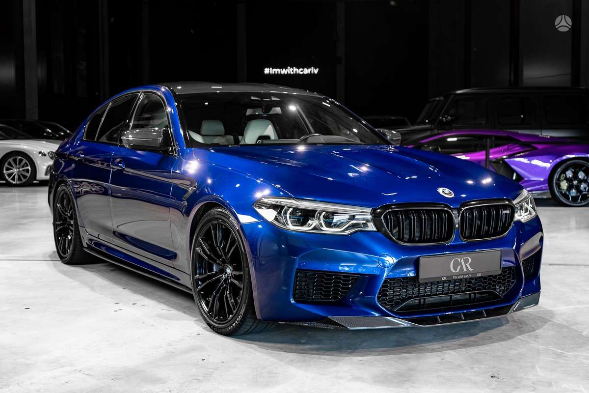 BMW M5, 4.4 l., Седан