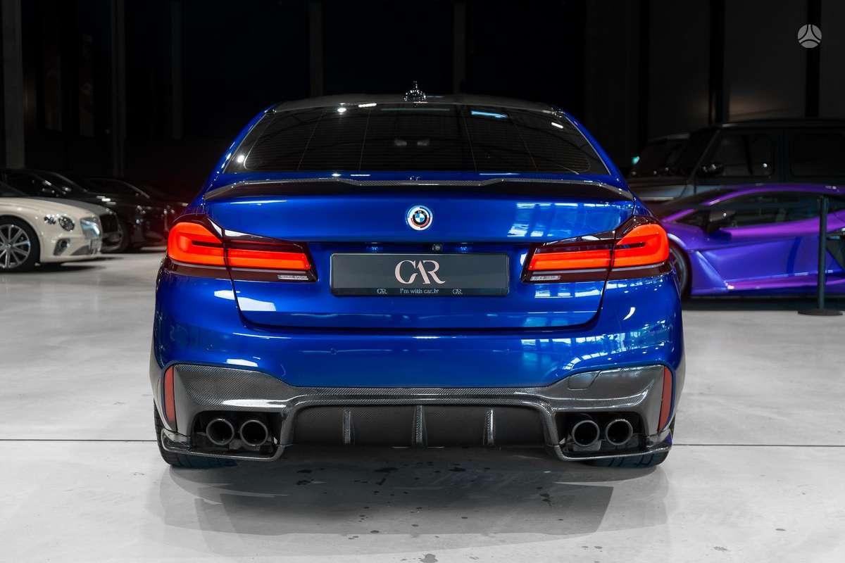 BMW M5, 4.4 l., Седан