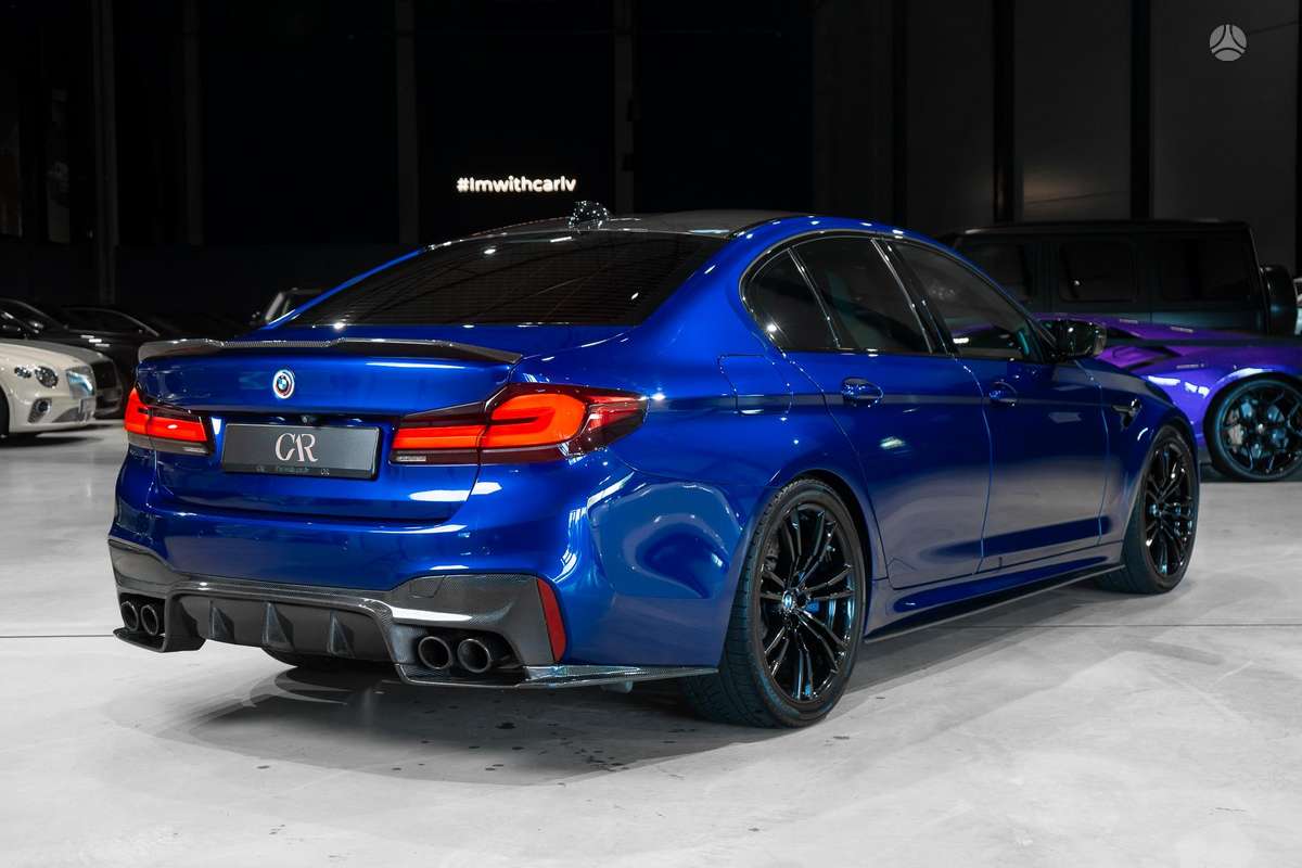 BMW M5, 4.4 l., Седан