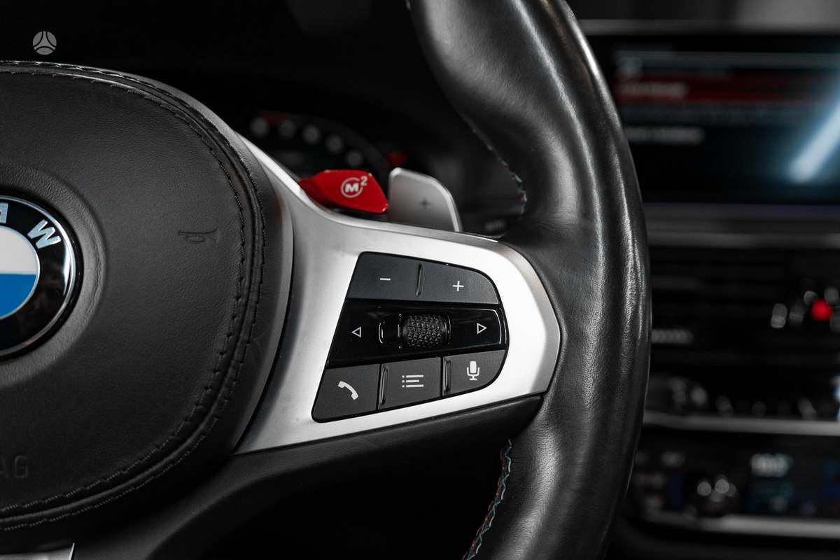 BMW M5, 4.4 l., Седан