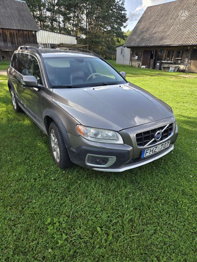 Volvo XC70, Универсал
