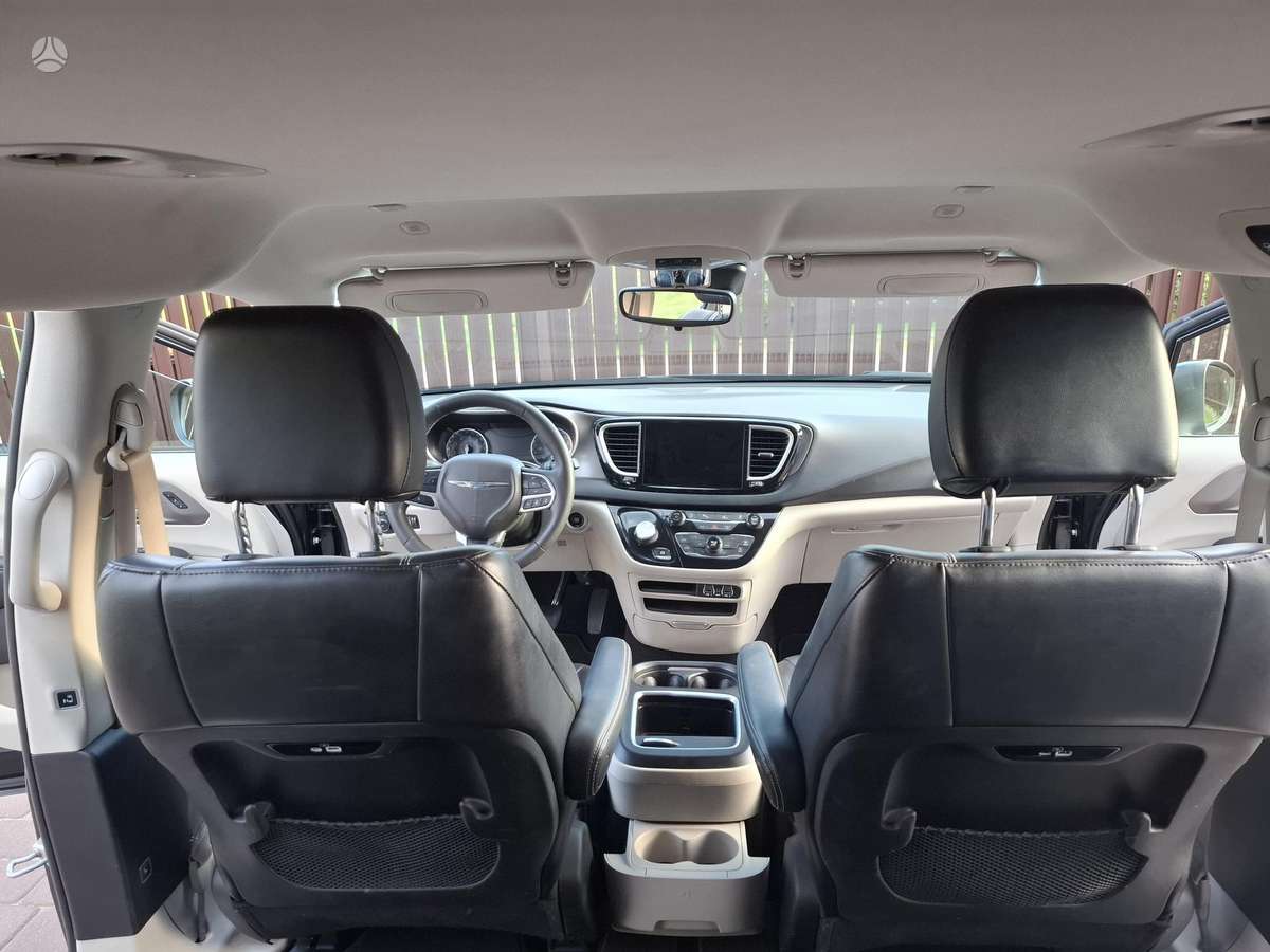 Chrysler Pacifica, 3.6 l., Минивэн