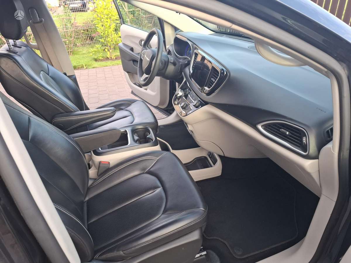 Chrysler Pacifica, 3.6 l., Минивэн