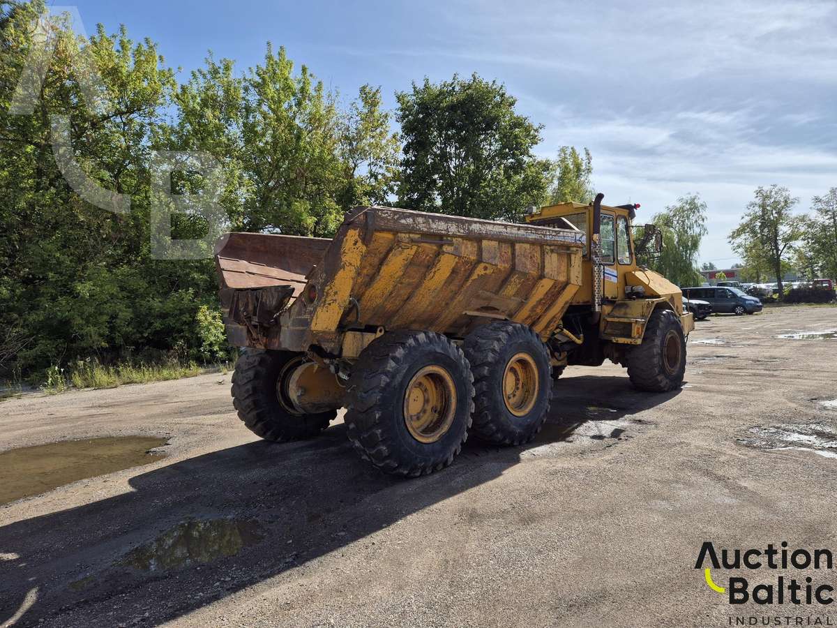 -Kita- Moxy 5222 B, самосвалы