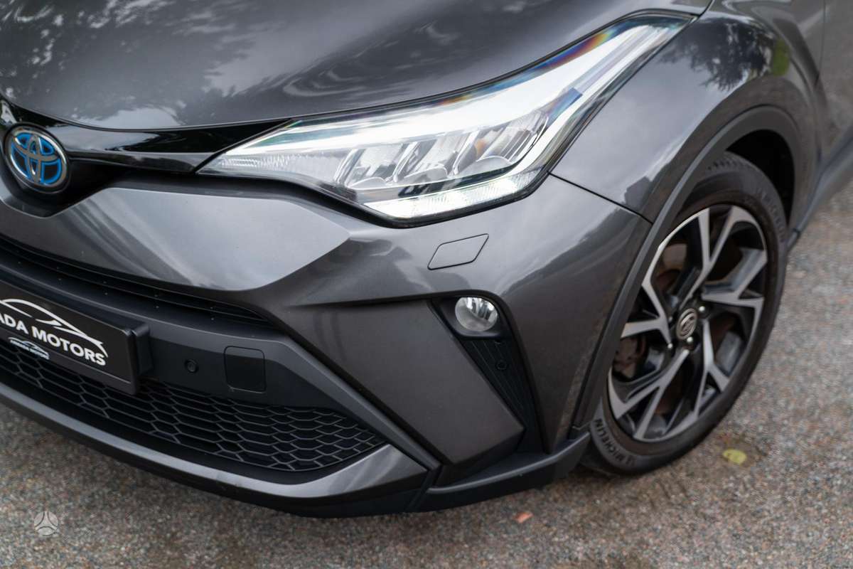 Toyota C-HR - 7