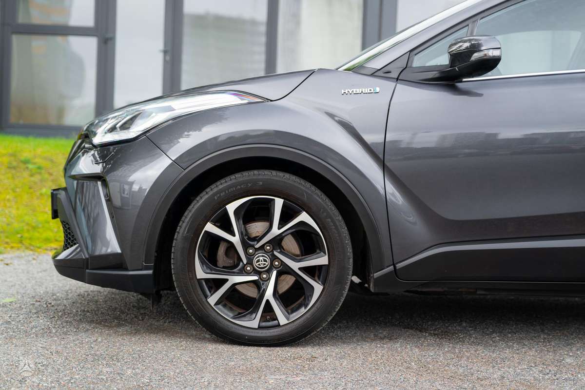Toyota C-HR - 9