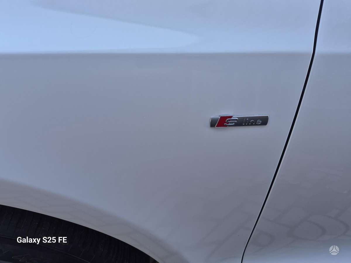 Audi Q5, 2.0 l., Внедорожник / Кроссовер