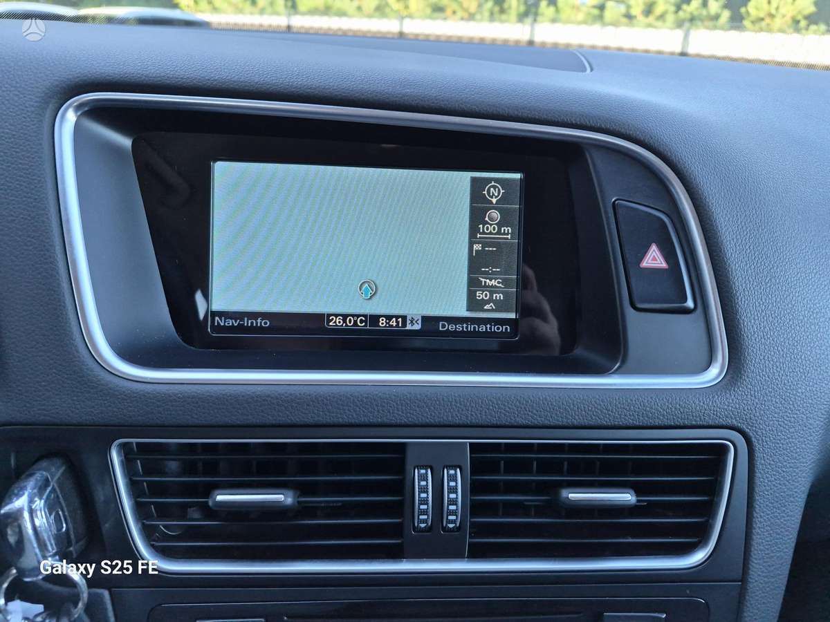 Audi Q5, 2.0 l., Внедорожник / Кроссовер