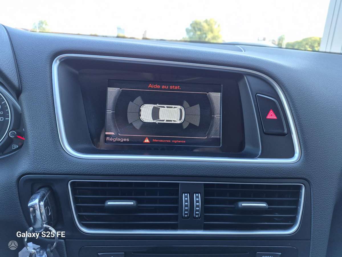 Audi Q5, 2.0 l., Внедорожник / Кроссовер