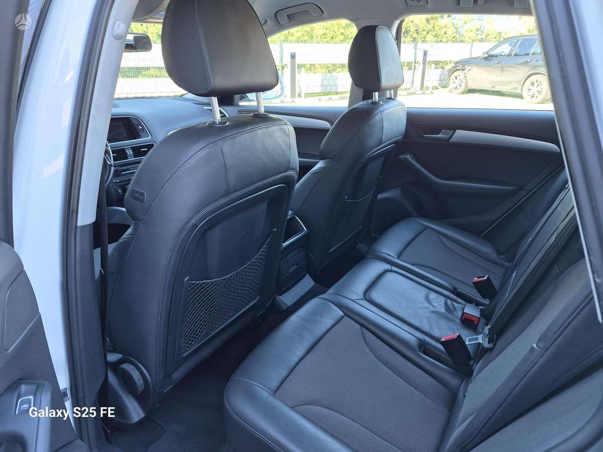 Audi Q5, 2.0 l., Внедорожник / Кроссовер