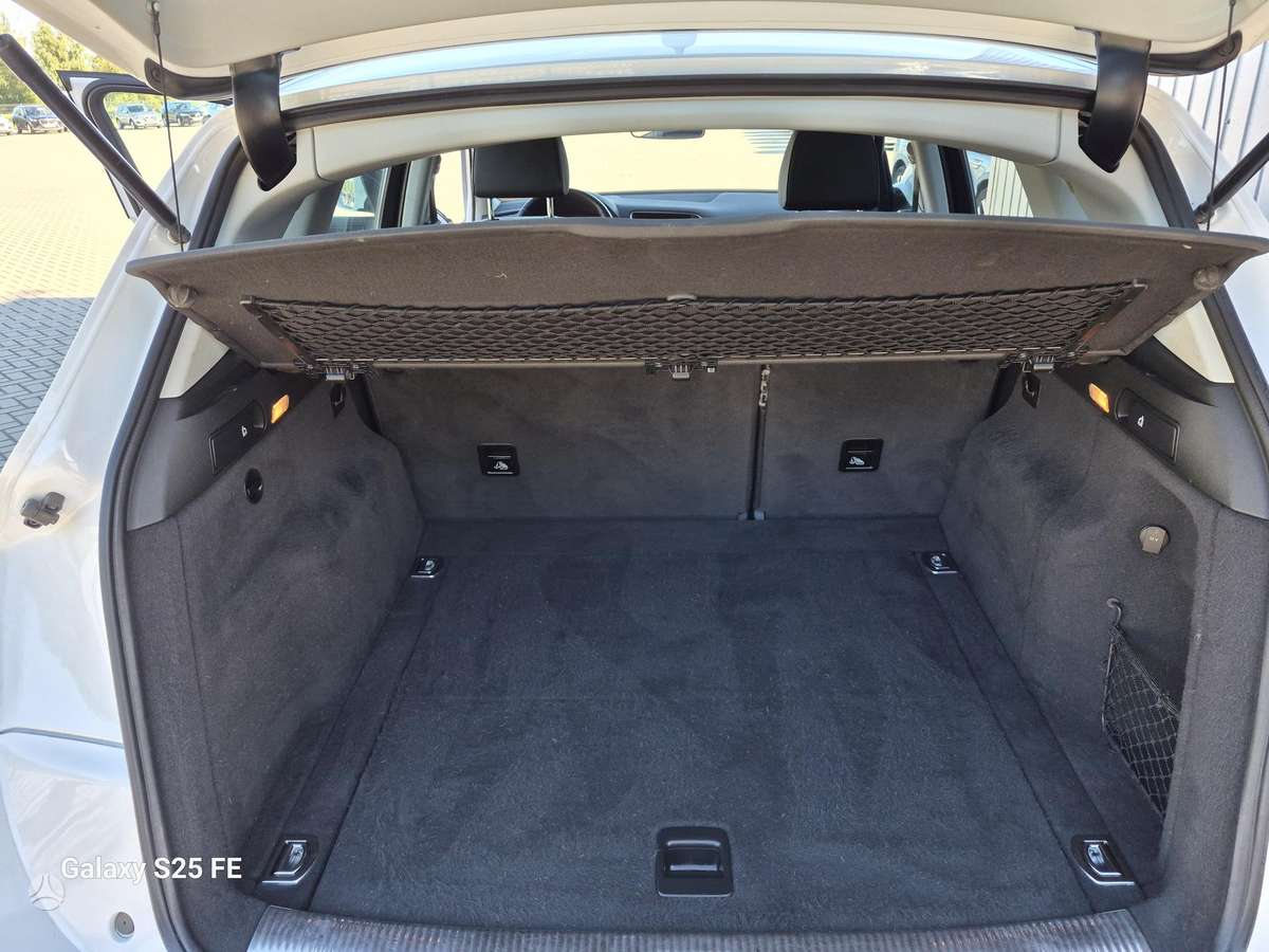 Audi Q5, 2.0 l., Внедорожник / Кроссовер