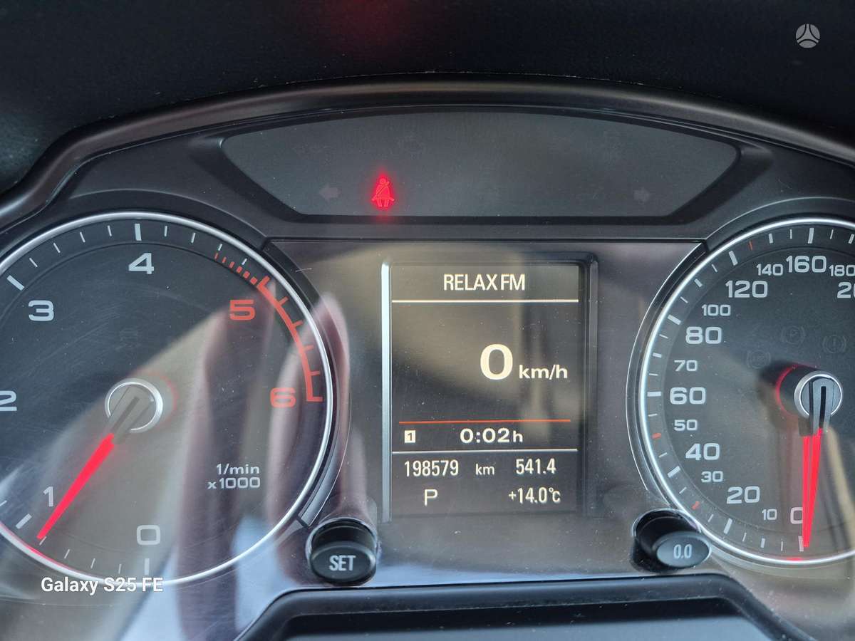 Audi Q5, 2.0 l., Внедорожник / Кроссовер