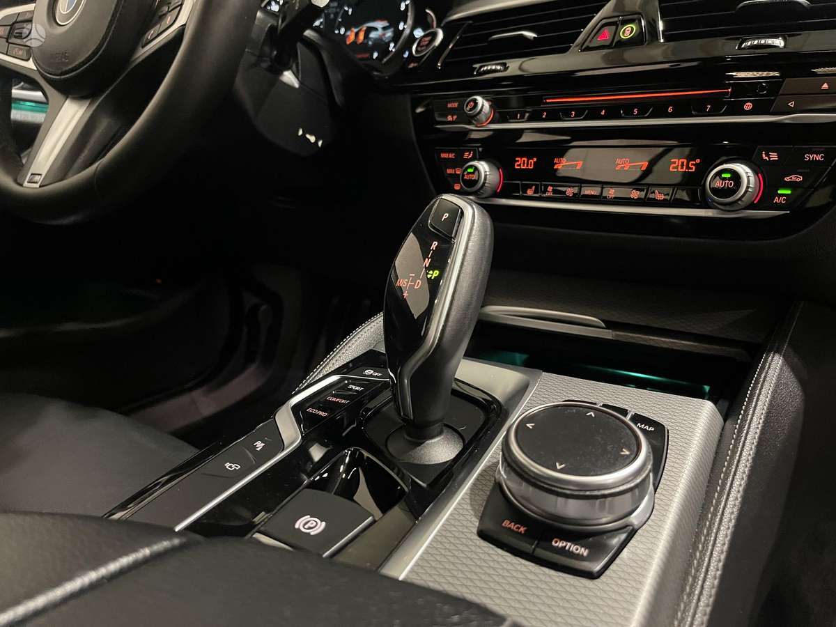 BMW 520, 2.0 l., Универсал