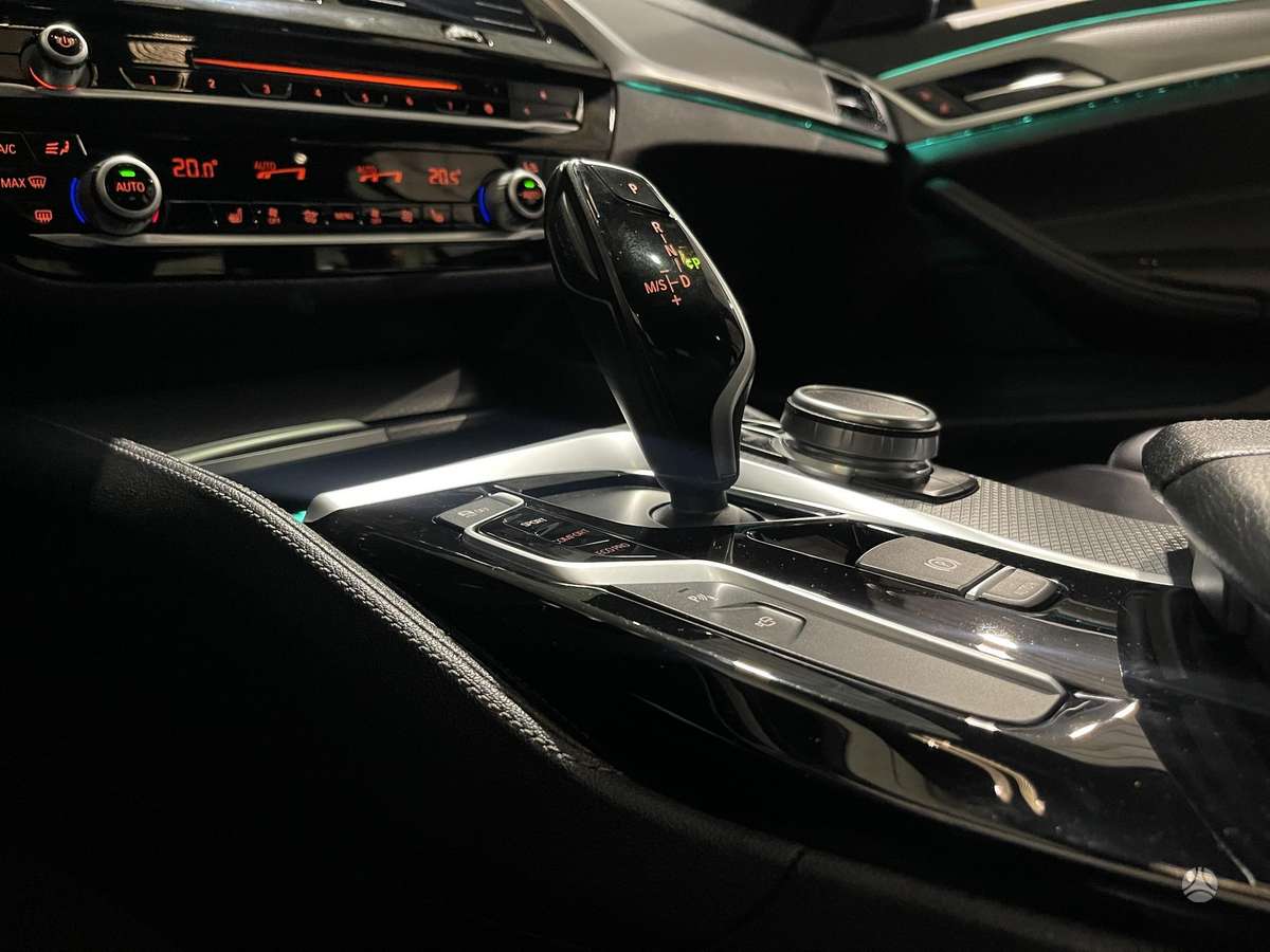 BMW 520, 2.0 l., universalas