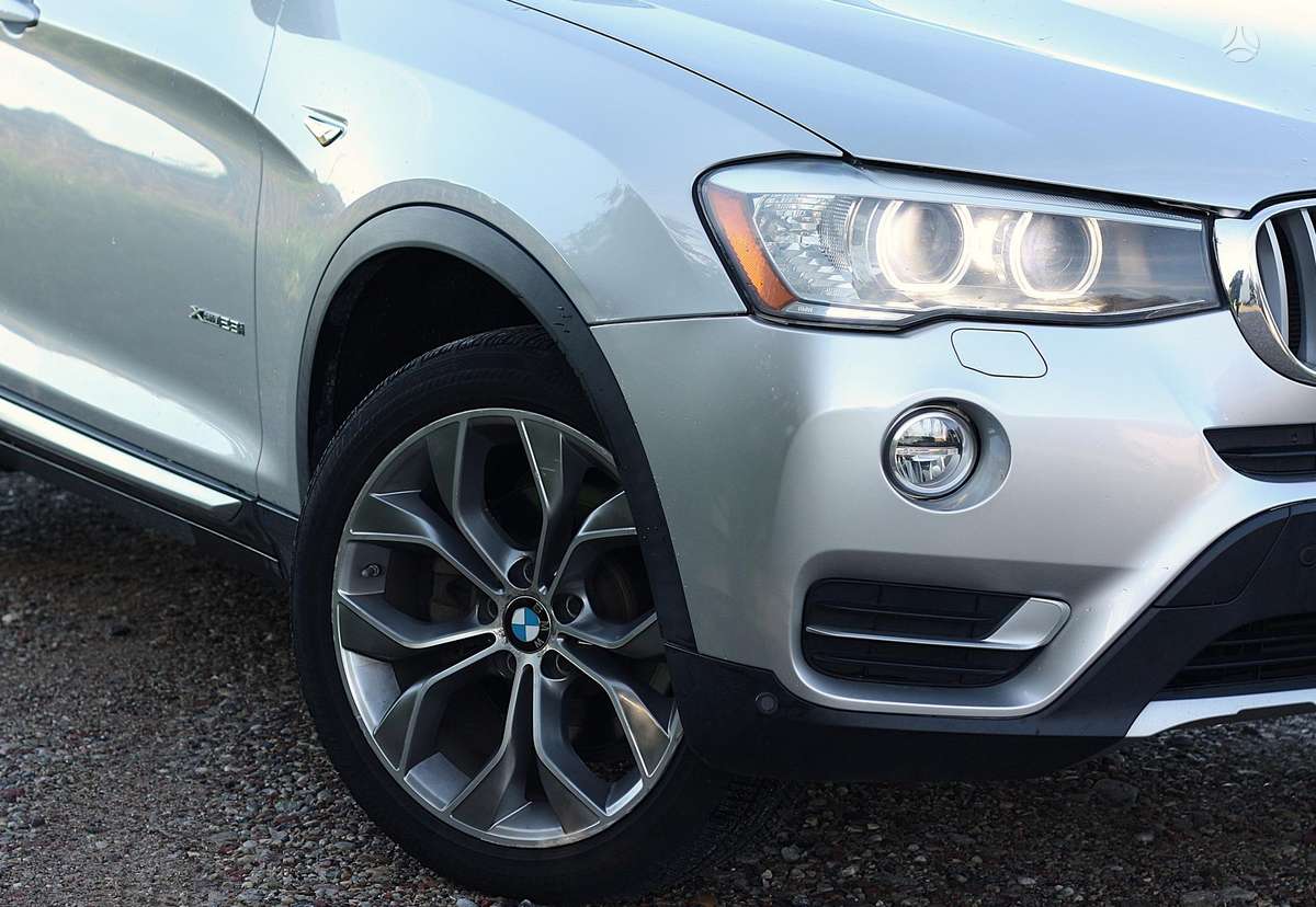 BMW X3, 2.0 l., off-road / crossover
