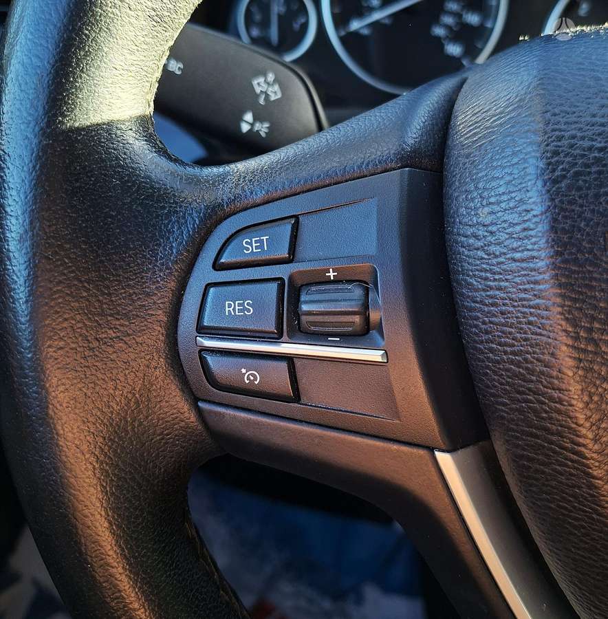 BMW X3, 2.0 l., off-road / crossover