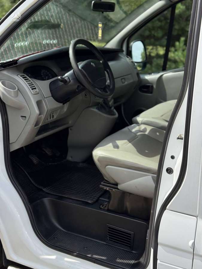Renault Trafic - 7