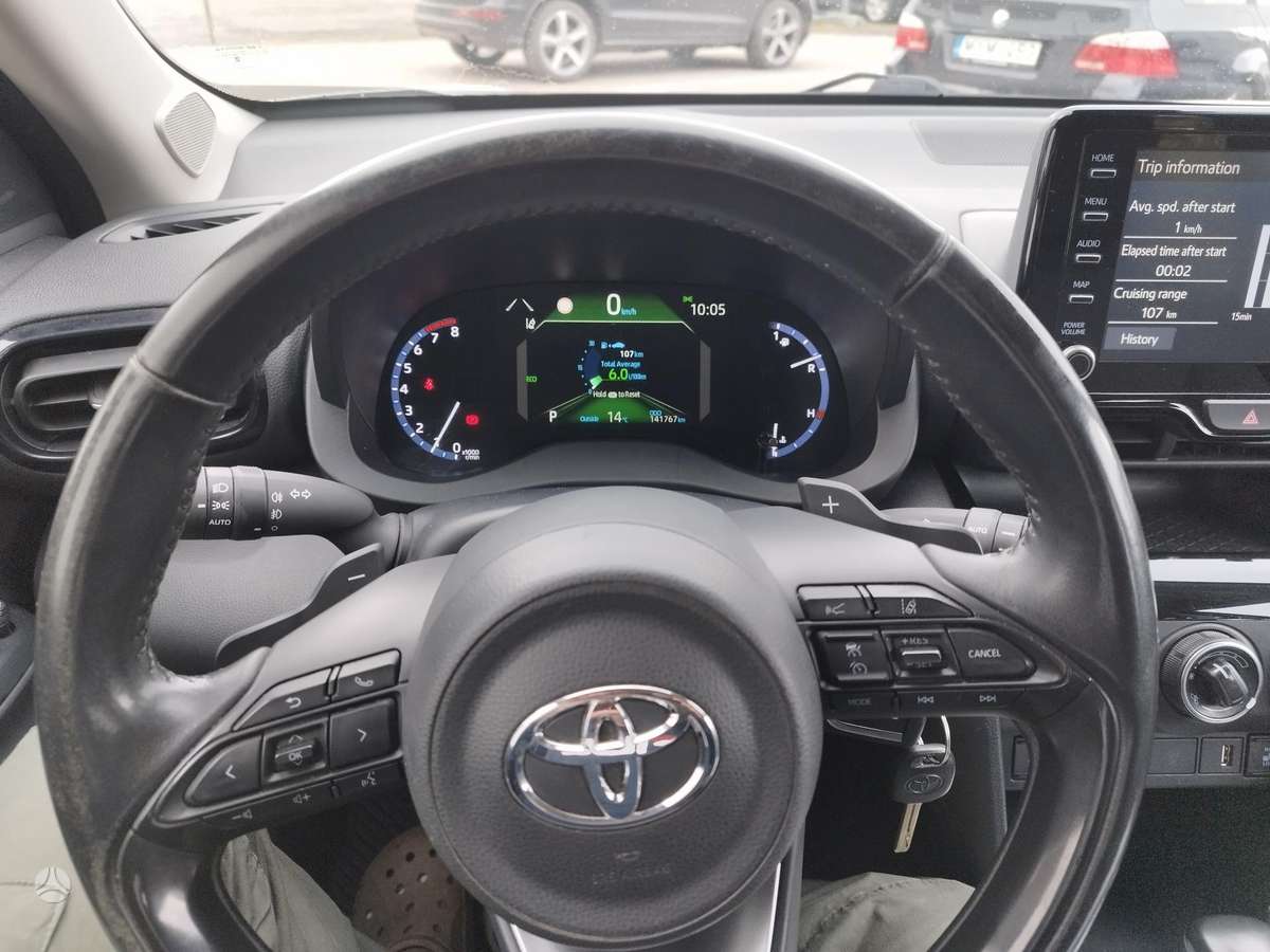 Toyota Yaris Cross - 10