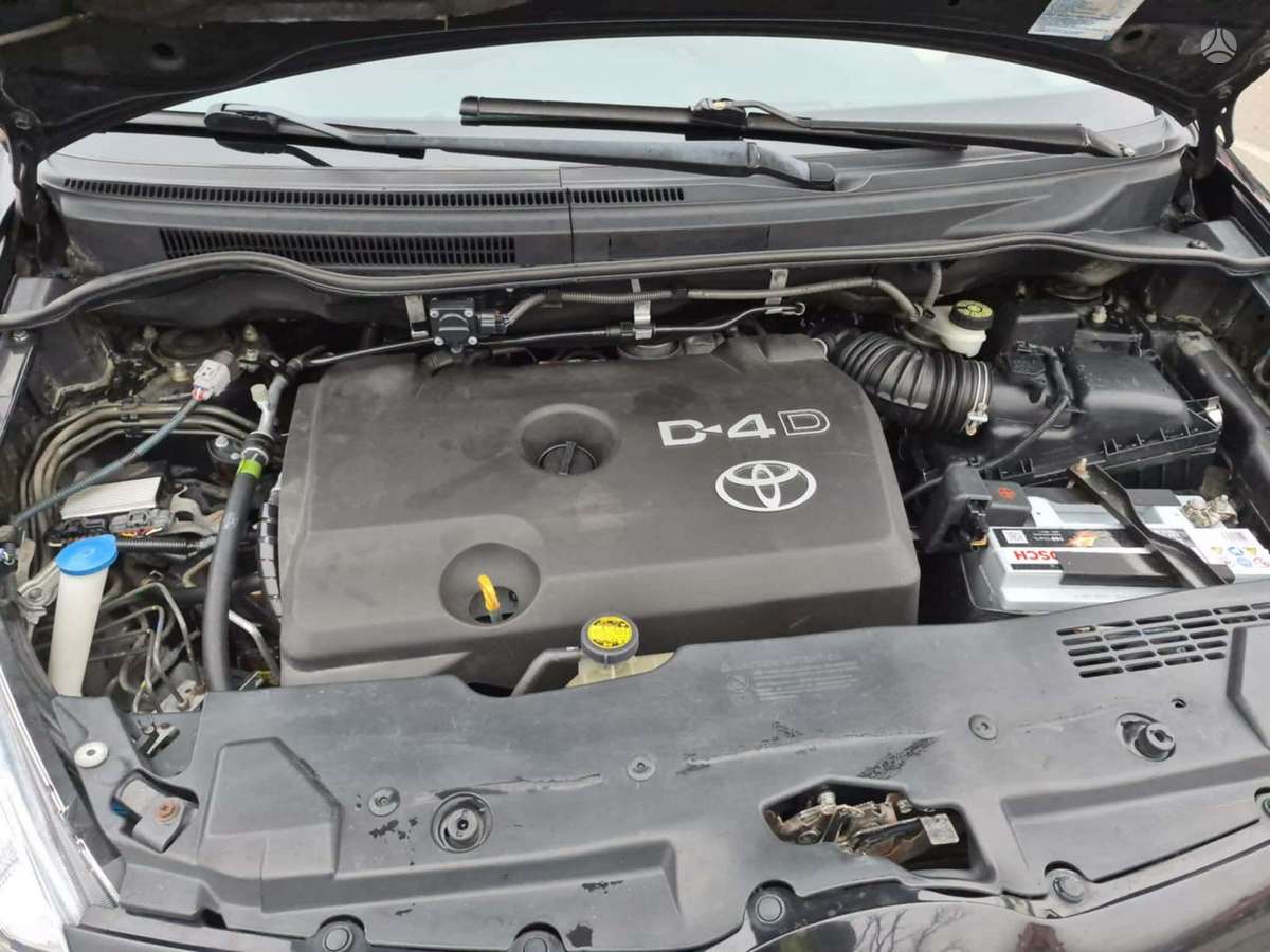 Toyota Corolla Verso - 6