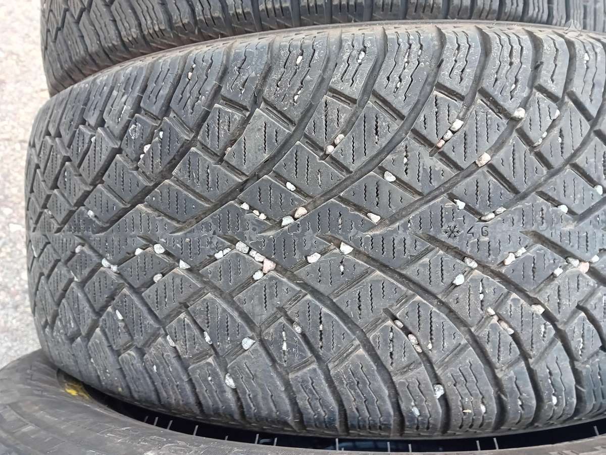 Nokian, winter 235/55 R18