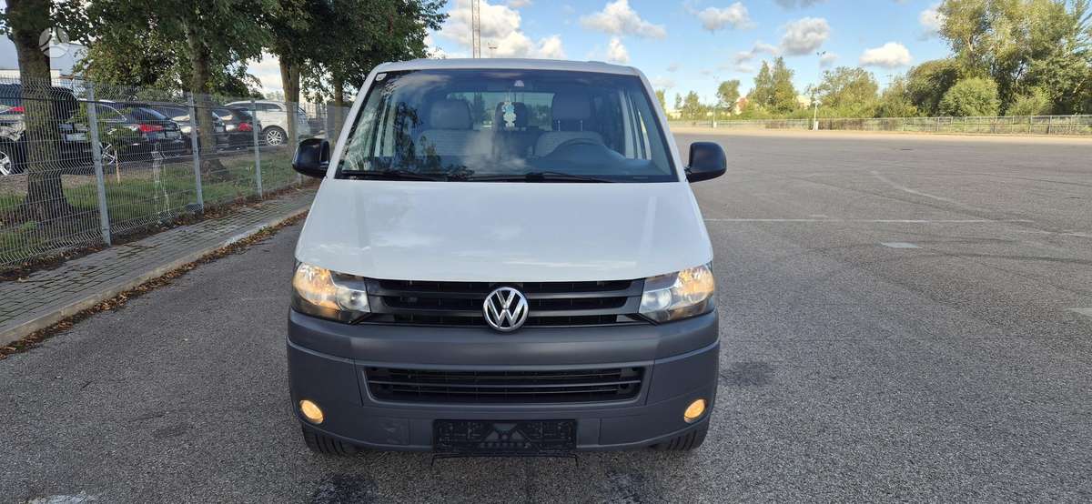 Volkswagen Transporter - 2