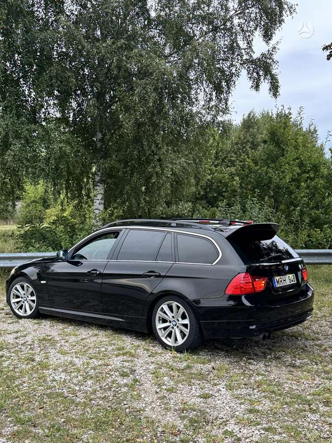 BMW 330, 3.0 l., Универсал