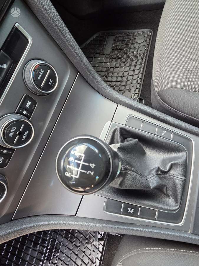Volkswagen Golf, 1.6 l., Универсал
