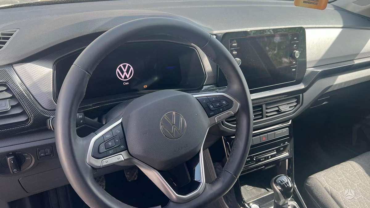 Volkswagen T-Cross - 4