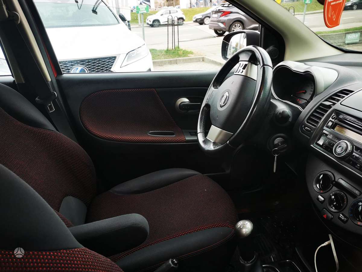 Nissan Note, 1.4 l., Хэтчбек