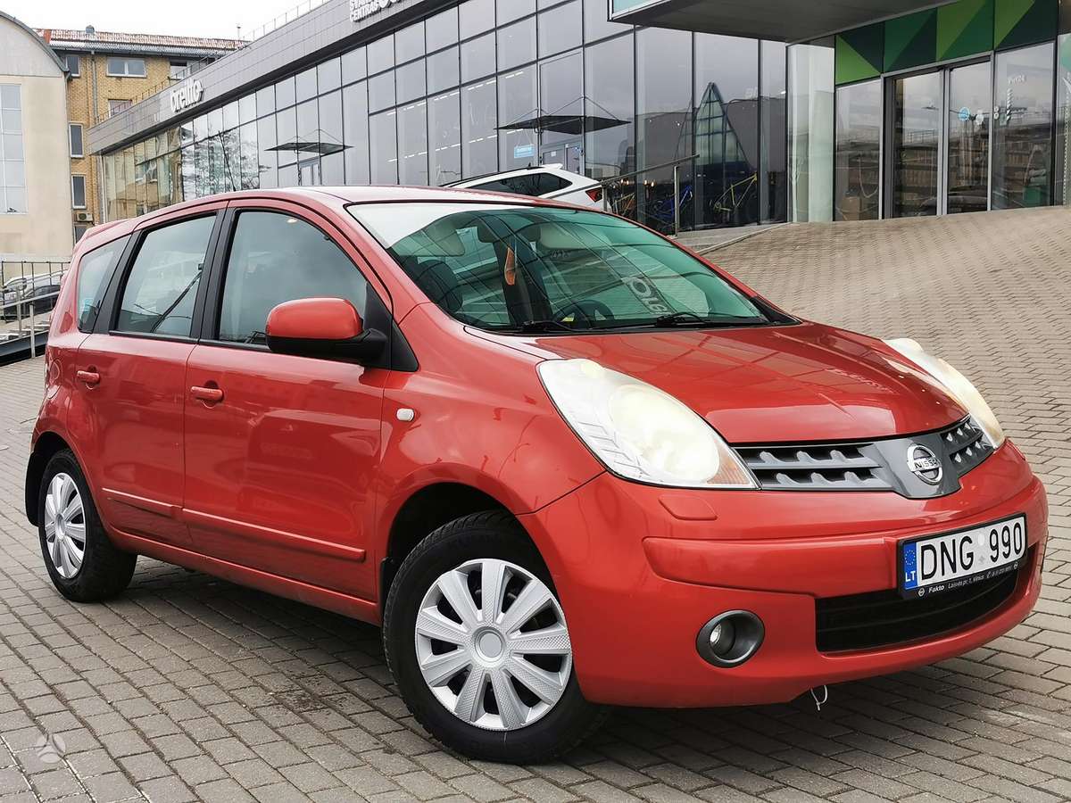 Nissan Note, 1.4 l., Хэтчбек