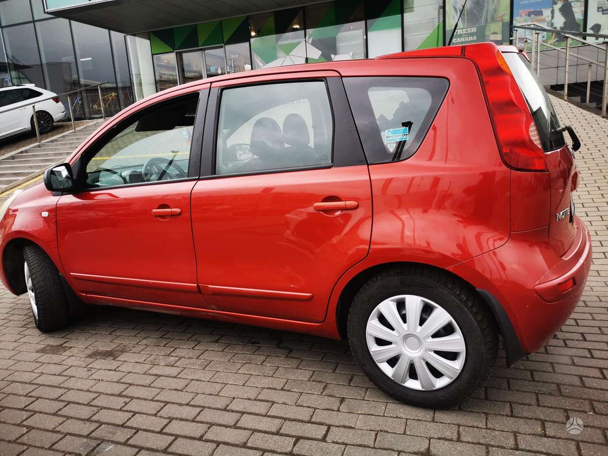 Nissan Note, 1.4 l., Хэтчбек