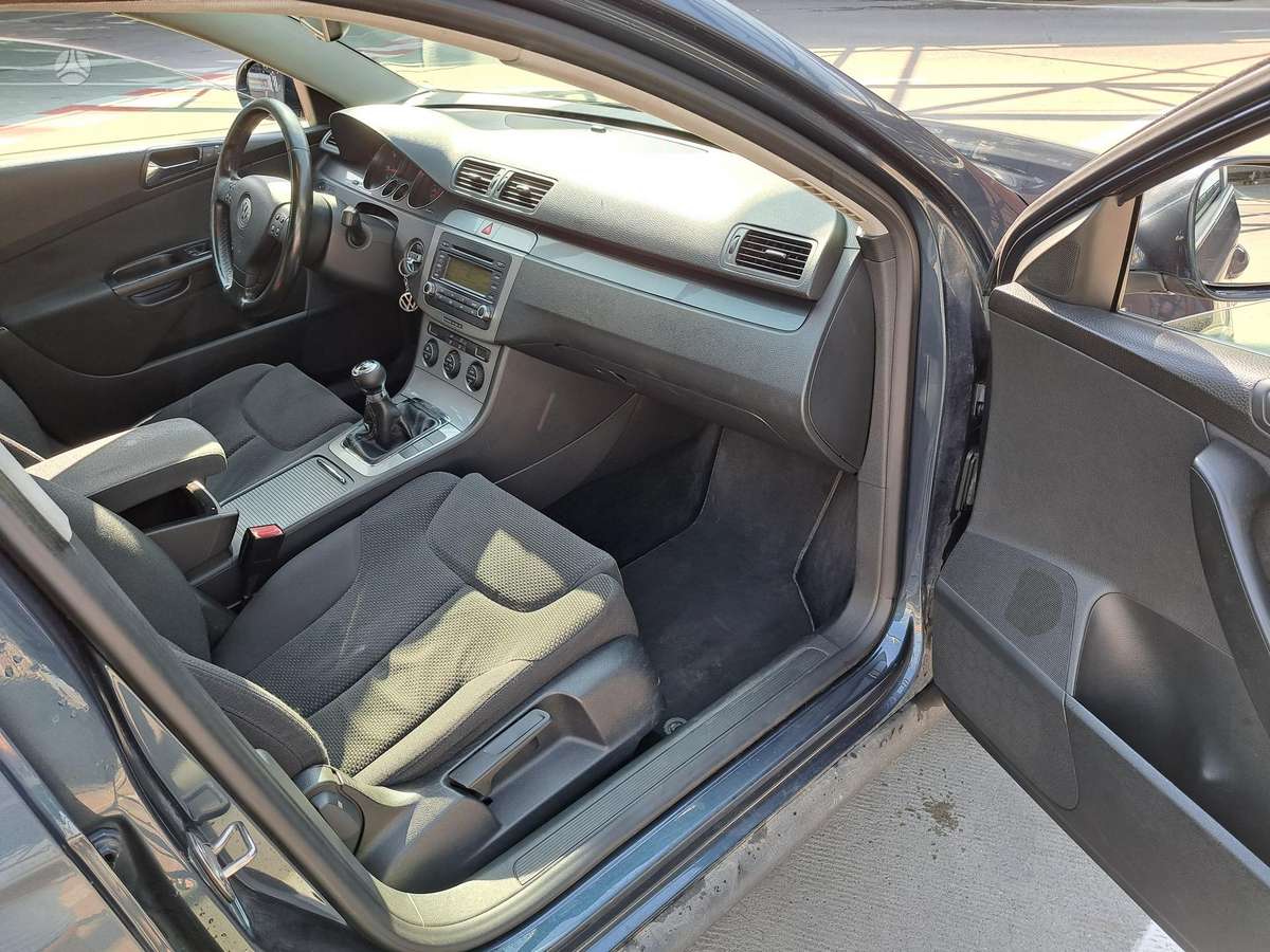 Volkswagen Passat, 2.0 l., Универсал