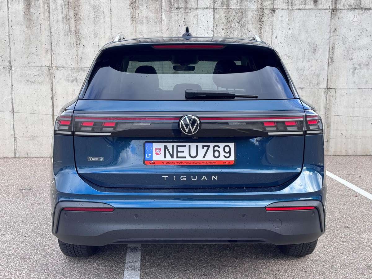 Volkswagen Tiguan - 8